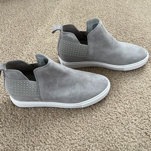 NWT Steve Madden casual sneakers size 7.5